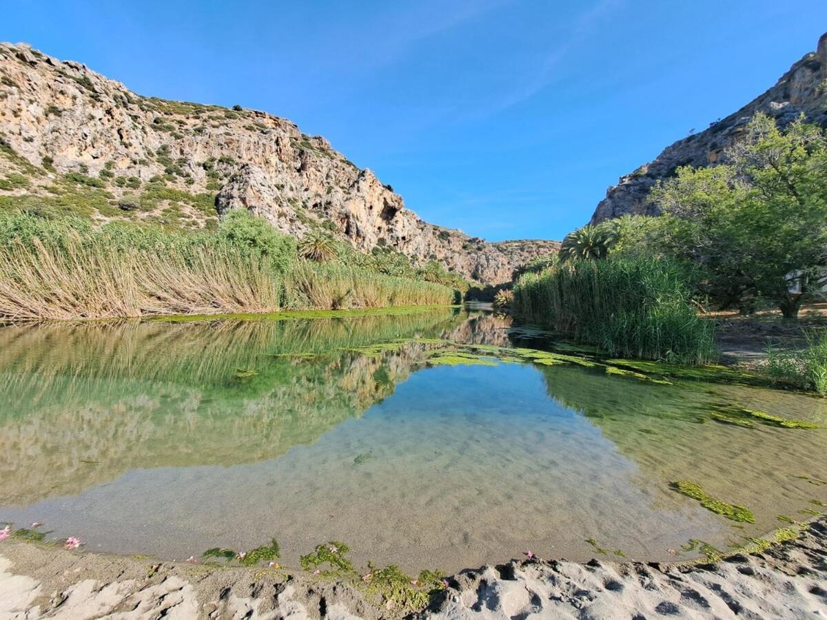 Varsamos Yiannioú Dış mekan fotoğraf