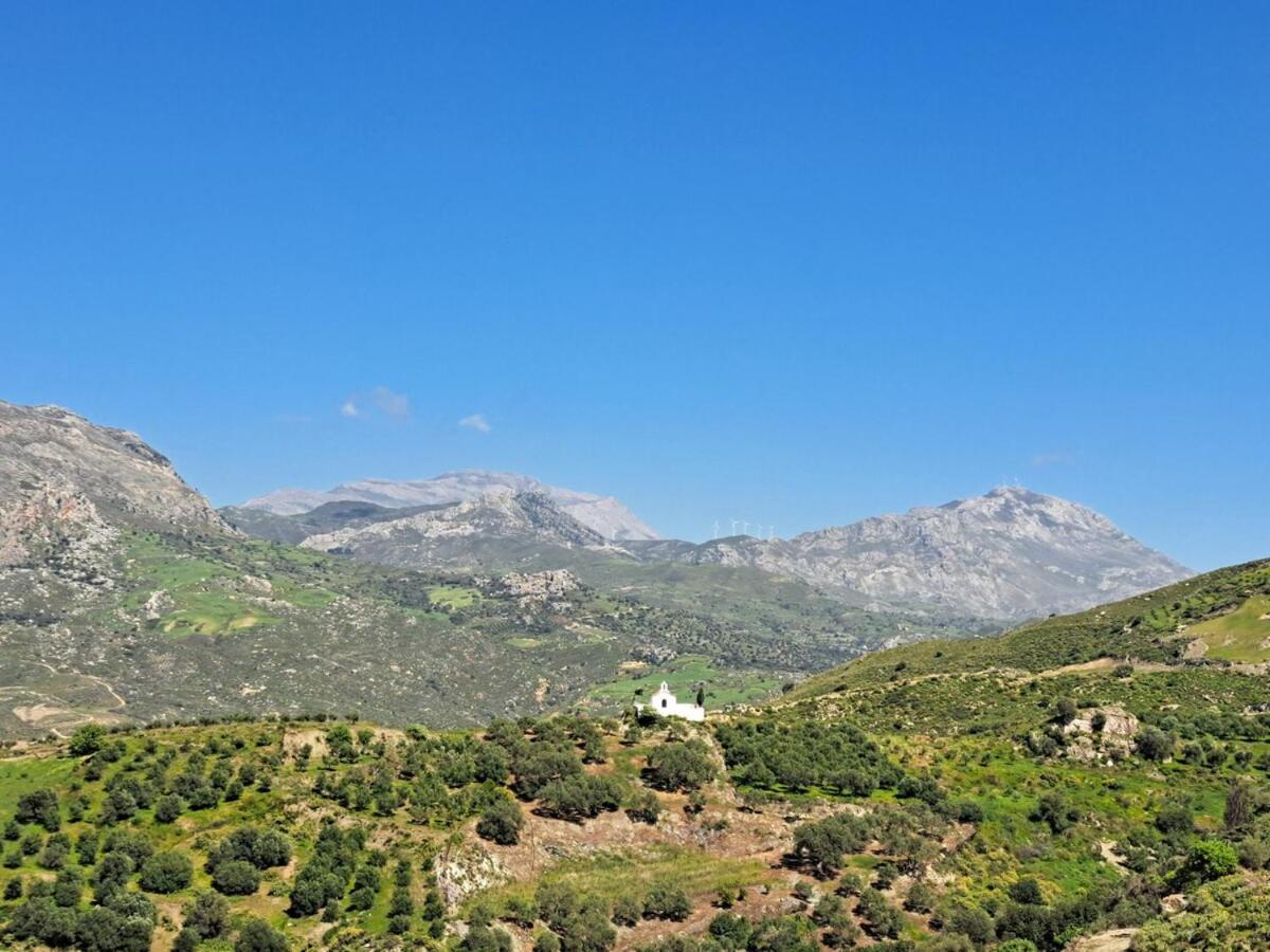 Varsamos Yiannioú Dış mekan fotoğraf